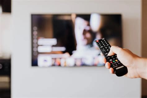 teach on dicas|Transforme sua TV antiga em uma smart TV .